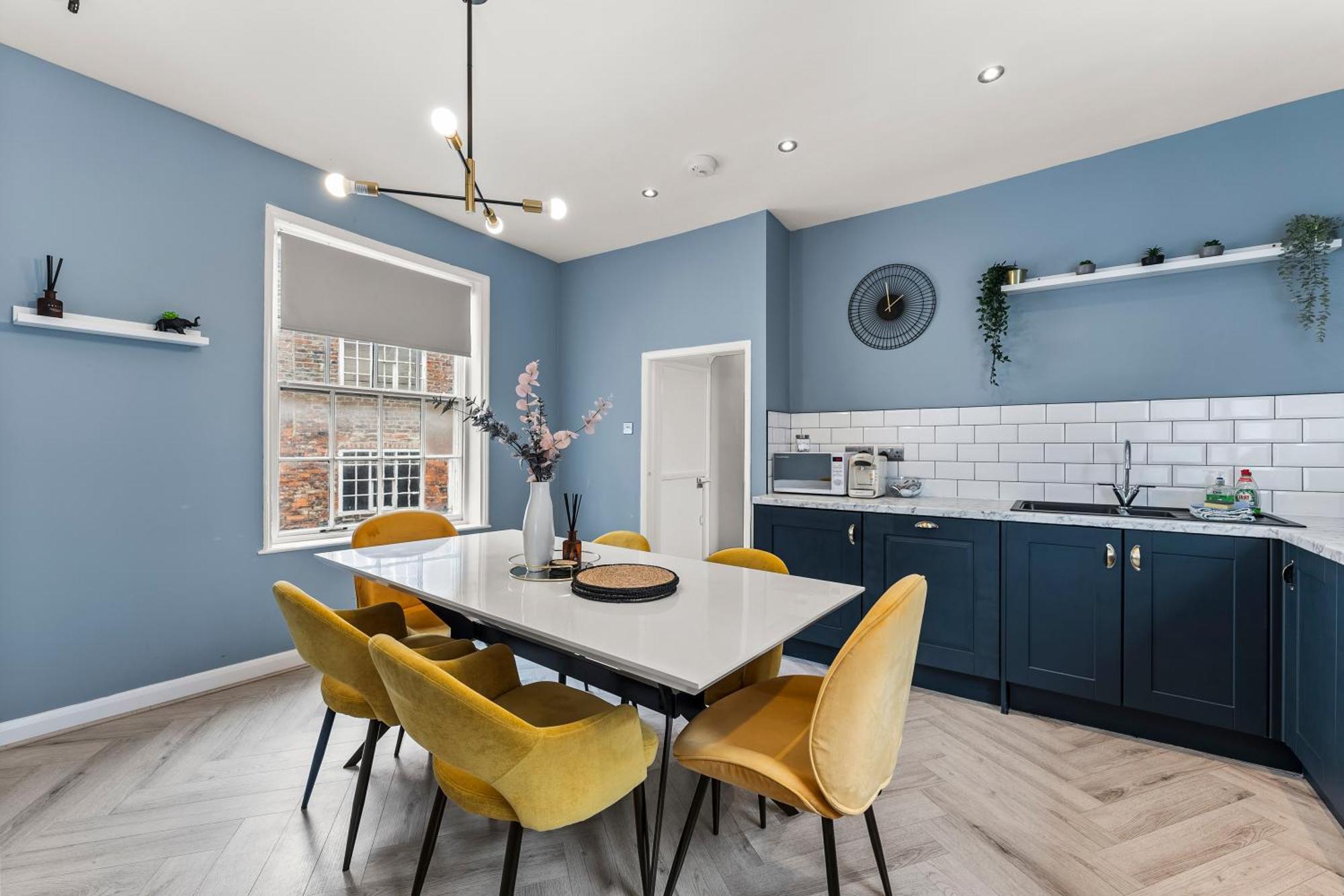 The Gatsby 3 Bed Abode With Harbour Views Whitby